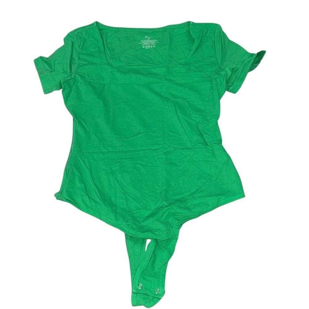 Women’s Green Short Sleeve Bodysuit Size XS NWT